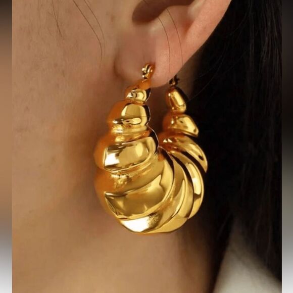 Vintage style hoop earrings A661 - Picture 3 of 6